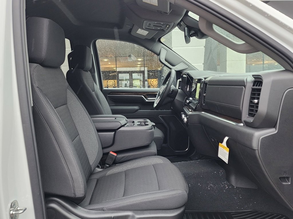 New 2026 GMC Sierra 2500 SLE image 40