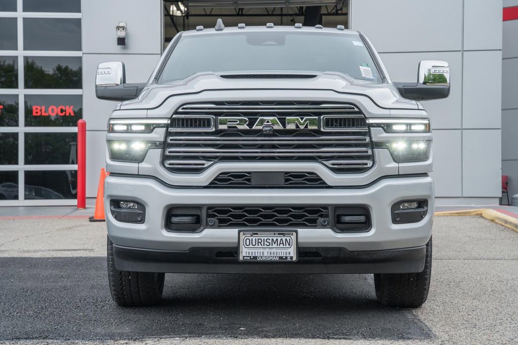 New 2026 RAM 2500 Laramie AWD/4WD image 2