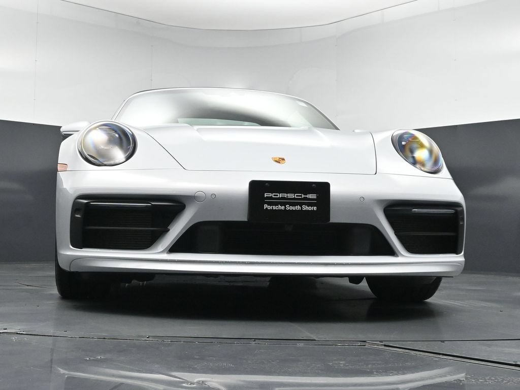 Certified 2024 Porsche 911 Targa 4S w/ Premium Package AWD/4WD image 27