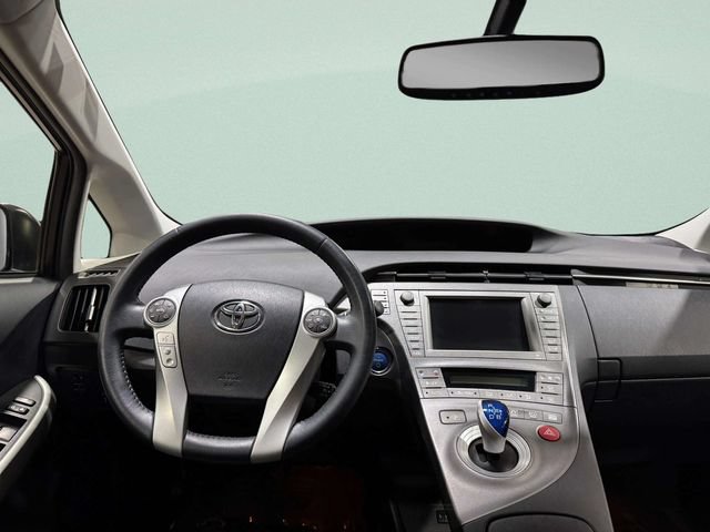 Used 2013 Toyota Prius Four w/ Deluxe Solar Roof Pkg FWD image 10