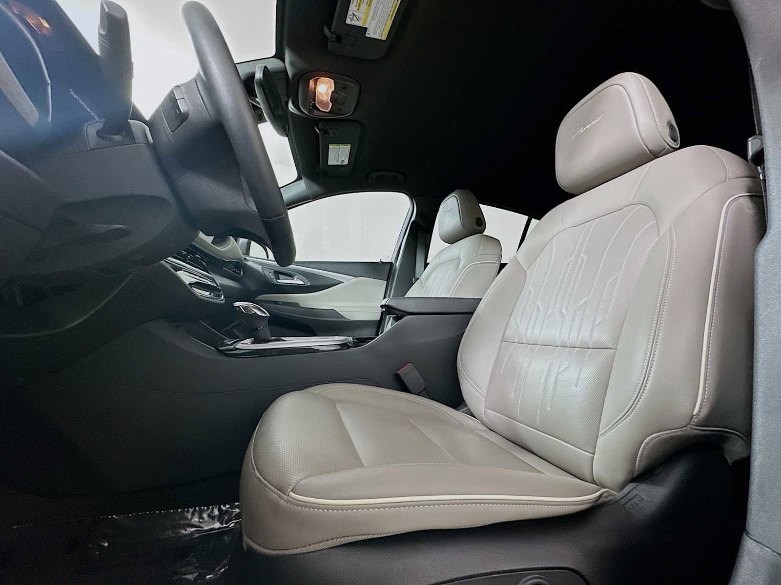 Used 2024 Buick Envista Avenir image 18