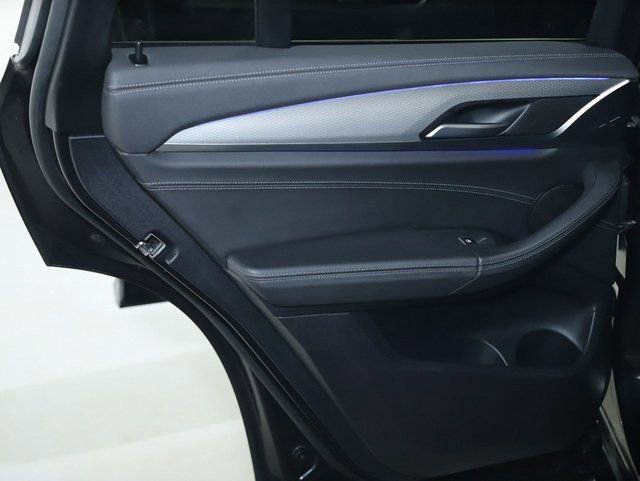 Used 2019 BMW X4 M40i w/ Executive Package image 16