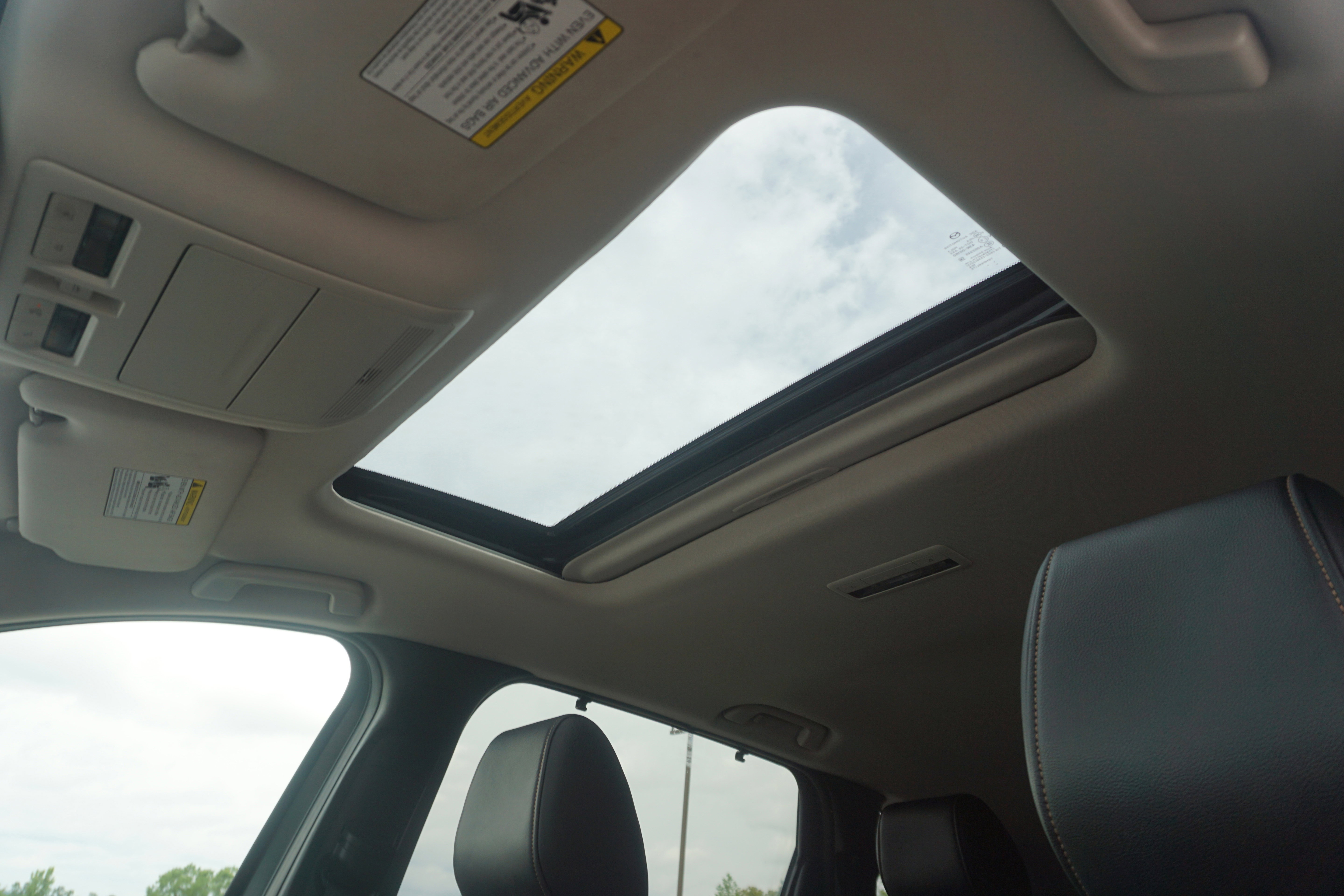 Used 2024 MAZDA CX-90 3.3 Turbo w/ Preferred Plus image 15