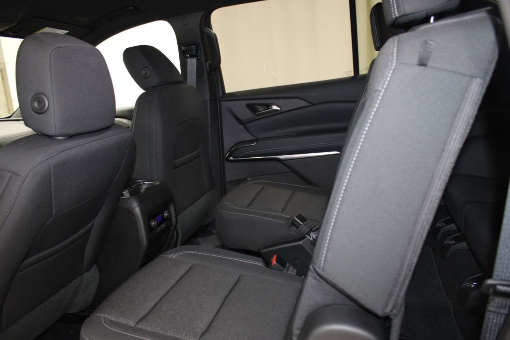 New 2026 Chevrolet Traverse LT image 17