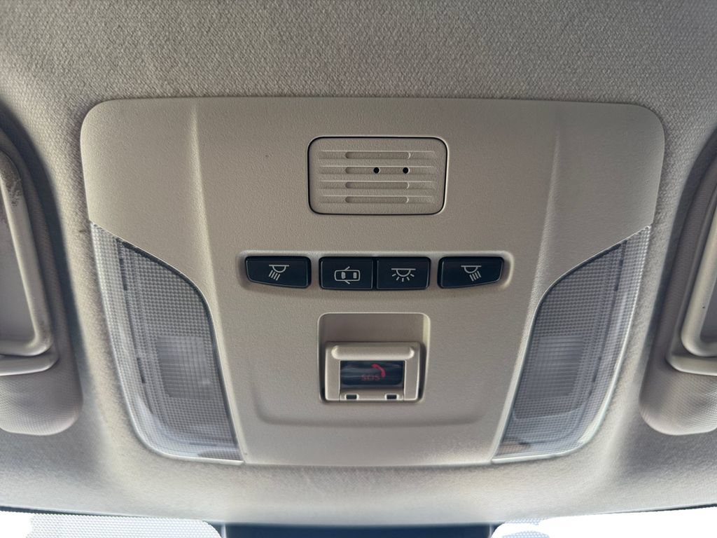 Used 2021 Toyota Corolla LE FWD image 26