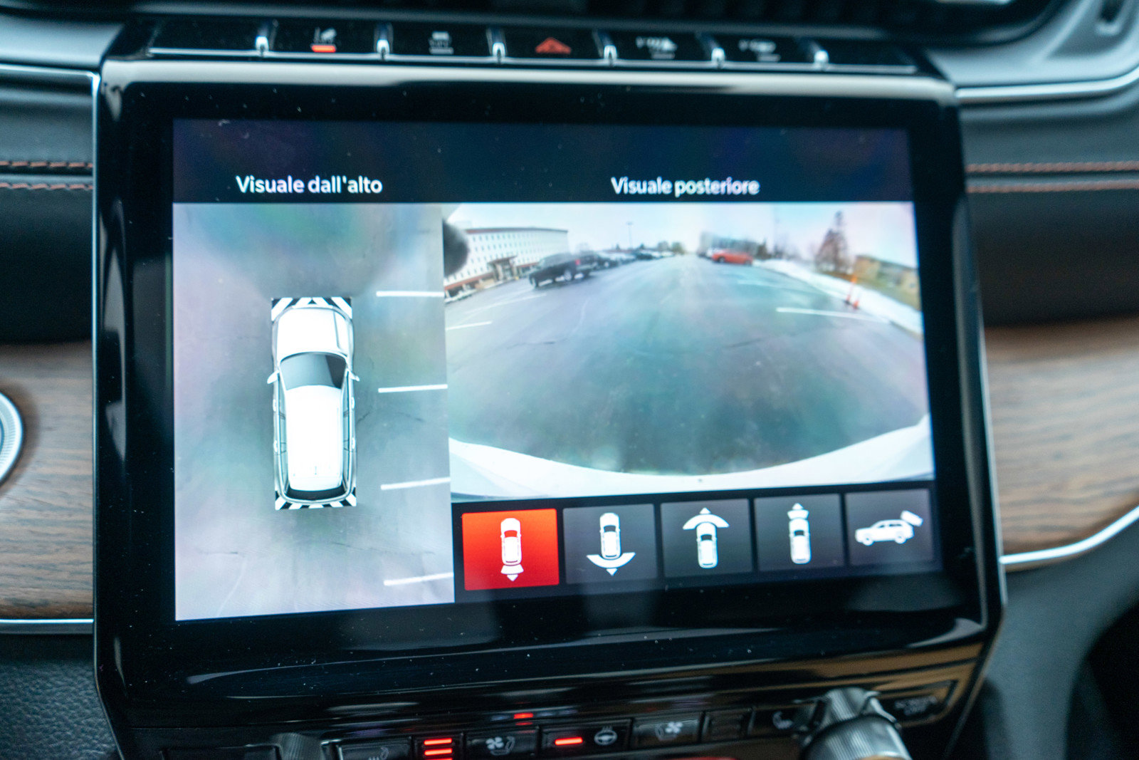 Used 2022 Jeep Grand Cherokee L Summit w/ Luxury Tech Group V image 20