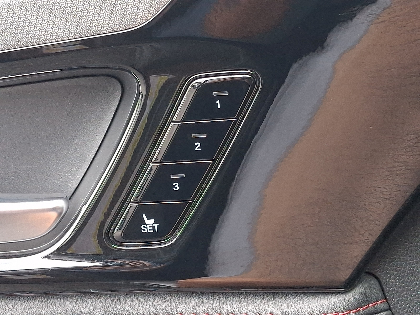 Used 2023 Acura MDX A-Spec AWD/4WD image 28