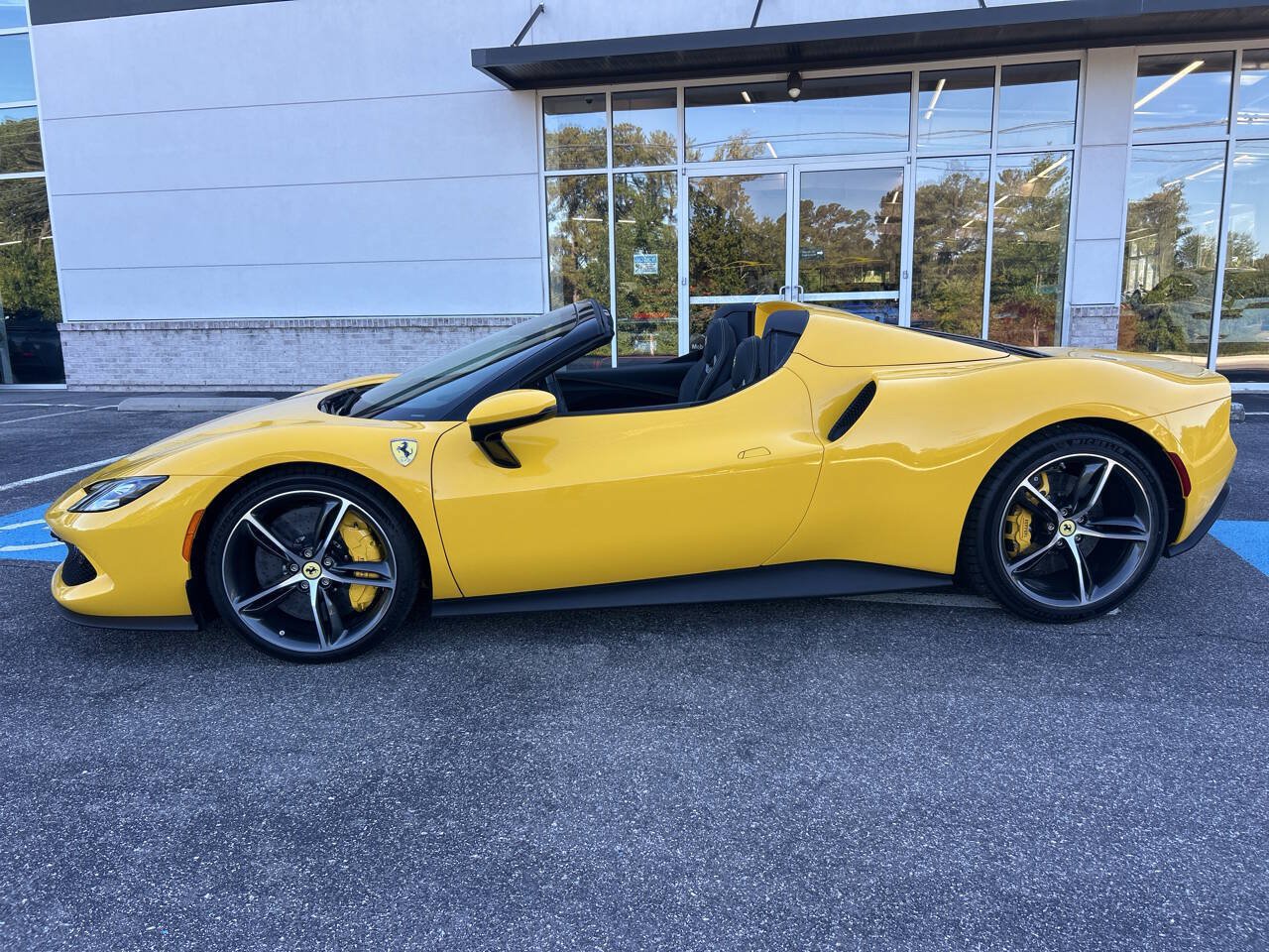 Used 2026 Ferrari 296 GTS RWD image 30