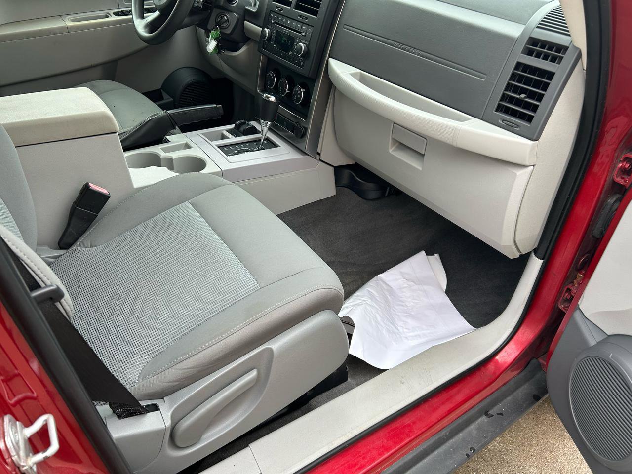 Used 2008 Jeep Liberty Sport w/ North Edition Group image 12