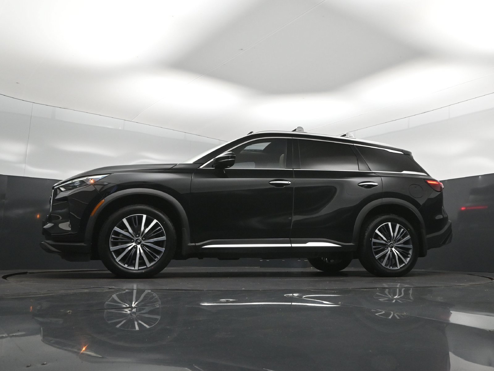Certified 2023 INFINITI QX60 Sensory w/ Vision Package AWD/4WD image 40