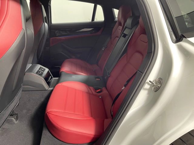 New 2026 Porsche Panamera image 29