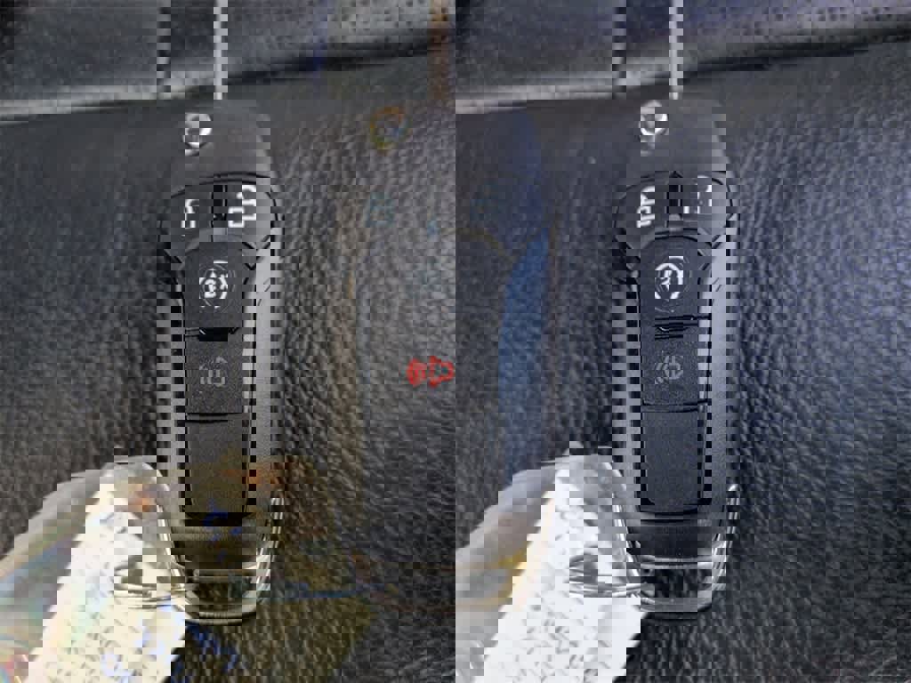 Certified 2021 Ford F250 Lariat image 39