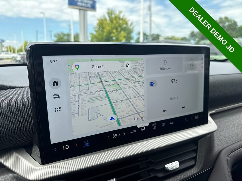 Used 2025 Ford Explorer Platinum AWD/4WD image 32