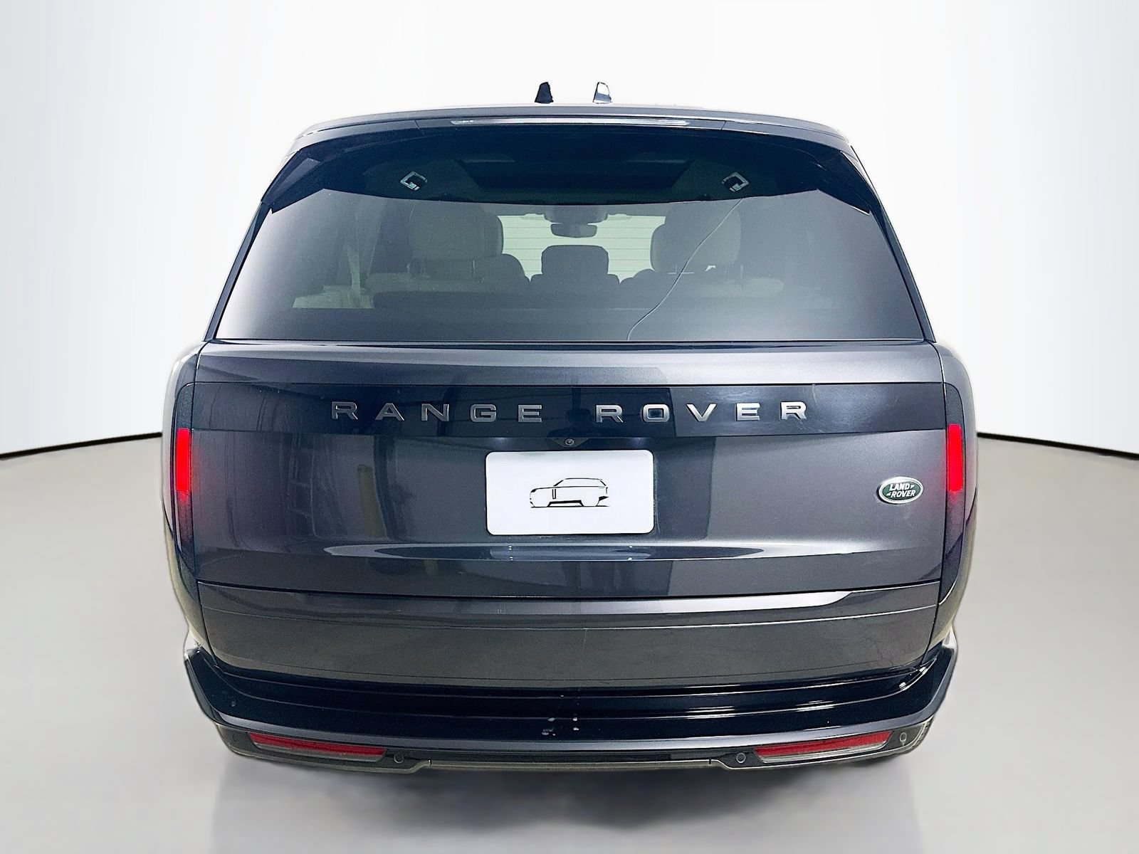 Used 2023 Land Rover Range Rover Long Wheelbase SE AWD/4WD image 6