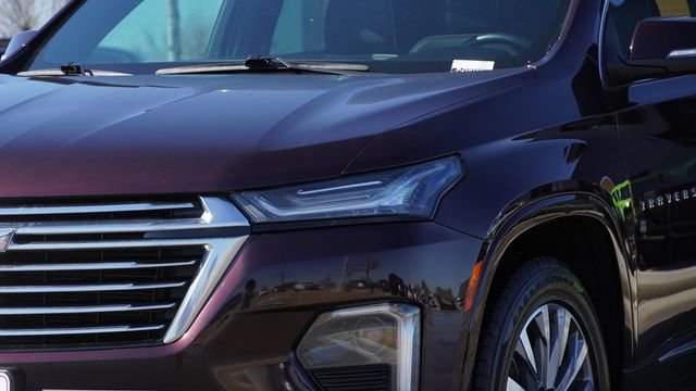 Used 2023 Chevrolet Traverse Premier w/ LPO, Floor Liner Package image 4