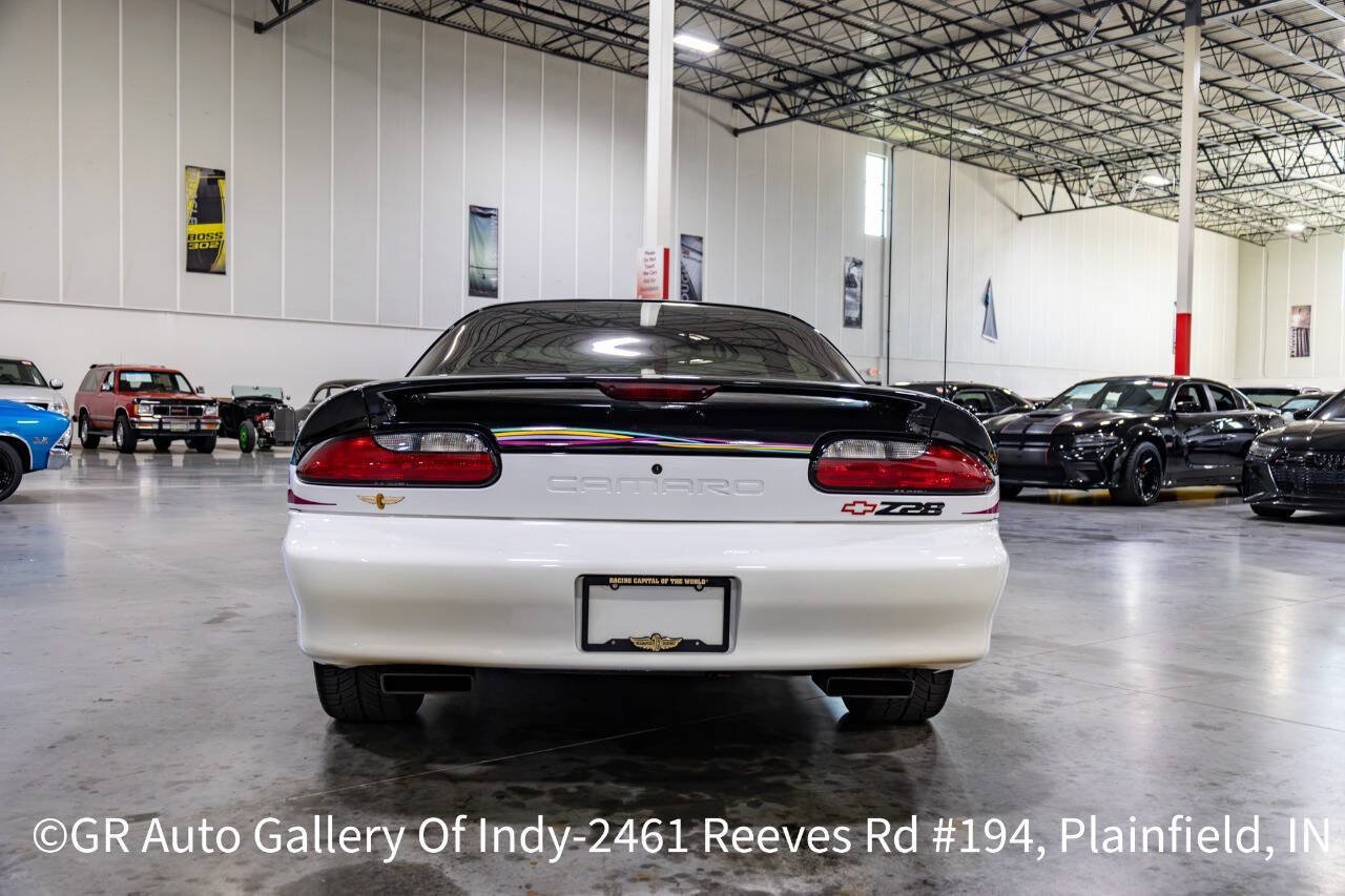 Used 1993 Chevrolet Camaro Z28 RWD image 5