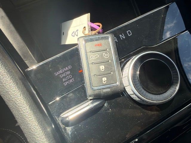 Used 2023 Jeep Grand Cherokee Limited w/ Luxury Tech Group II AWD/4WD image 36