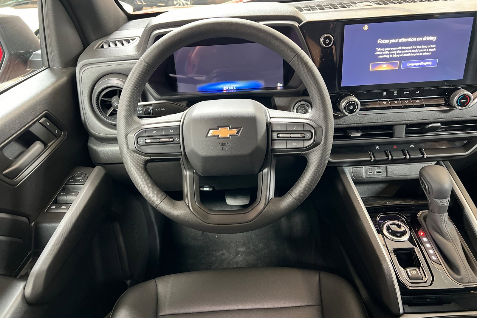 New 2025 Chevrolet Colorado W/T image 14