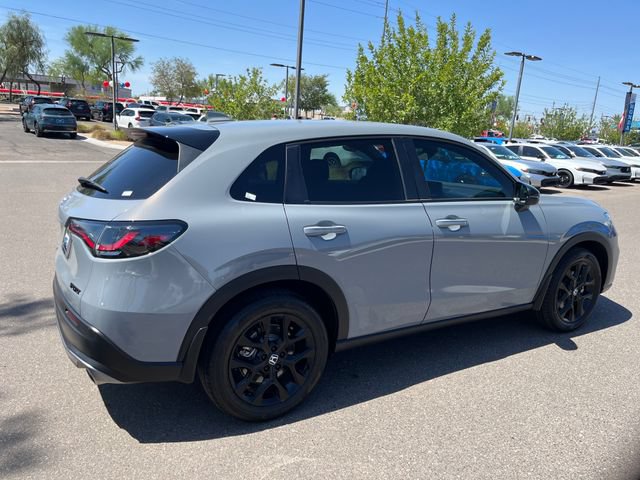Certified 2025 Honda HR-V Sport image 12