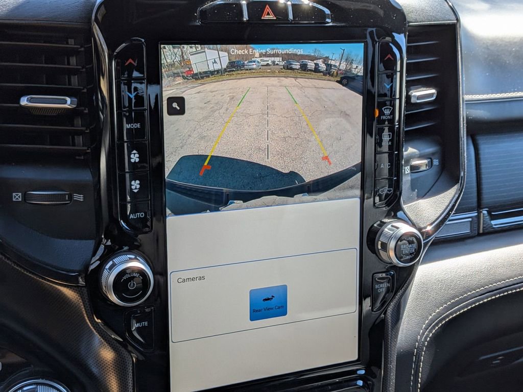 Certified 2022 RAM 1500 Limited w/ Body Color Bumper Group image 19