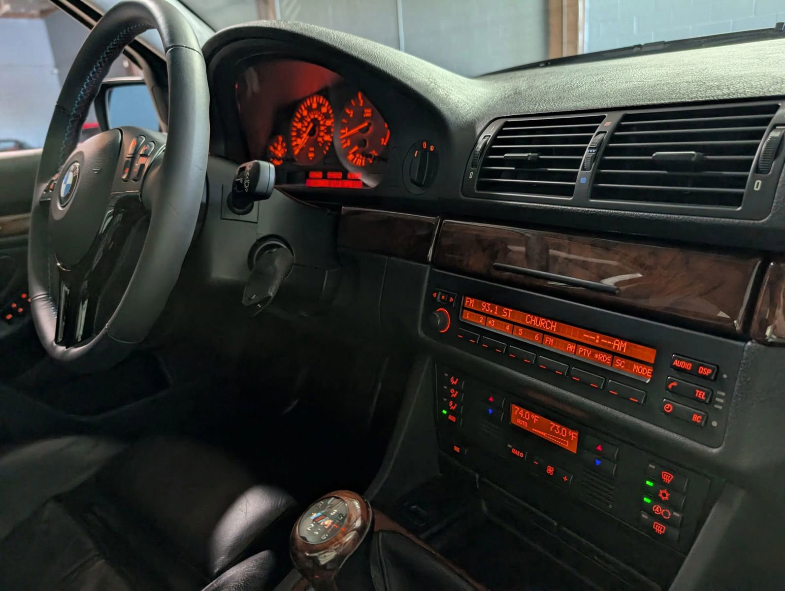 Used 2001 BMW 540i Sedan image 13