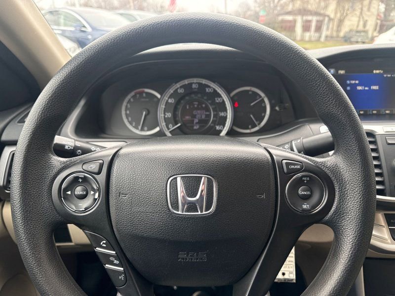 Used 2014 Honda Accord LX image 21