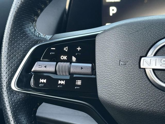 Used 2023 Nissan Ariya AWD image 23