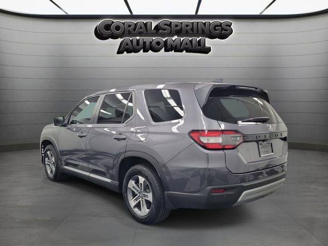 Certified 2024 Honda Pilot EX-L image 4