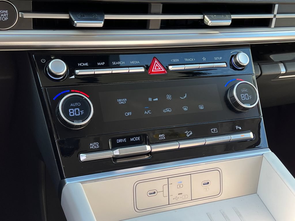 New 2026 Hyundai Santa Fe SE AWD/4WD image 15