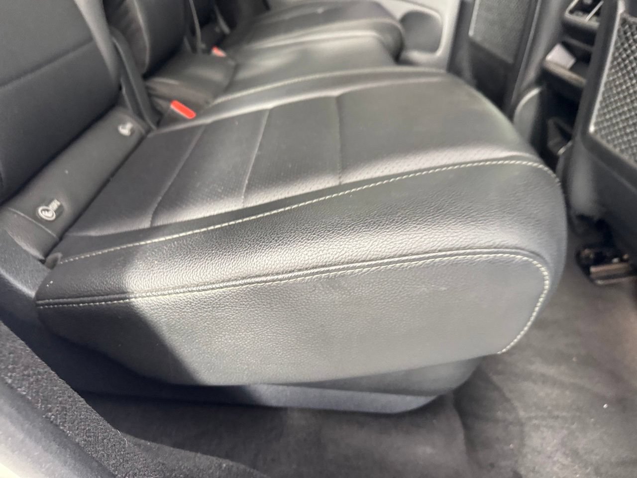Used 2024 Mercedes-Benz GLE 350 4MATIC image 35