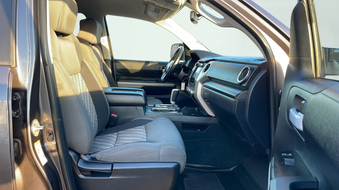 Certified 2019 Toyota Tundra SR5 w/ TRD Off Road Package AWD/4WD image 13