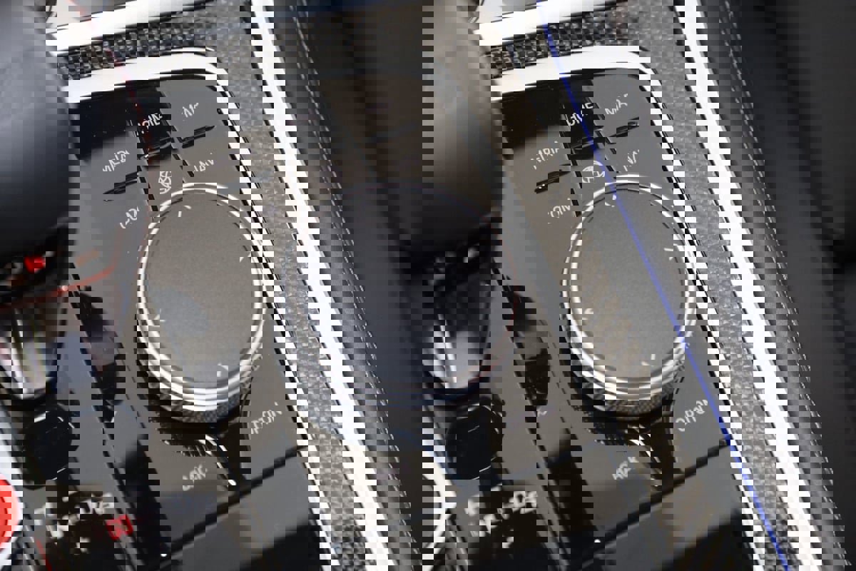 Used 2025 BMW M8 Competition image 39