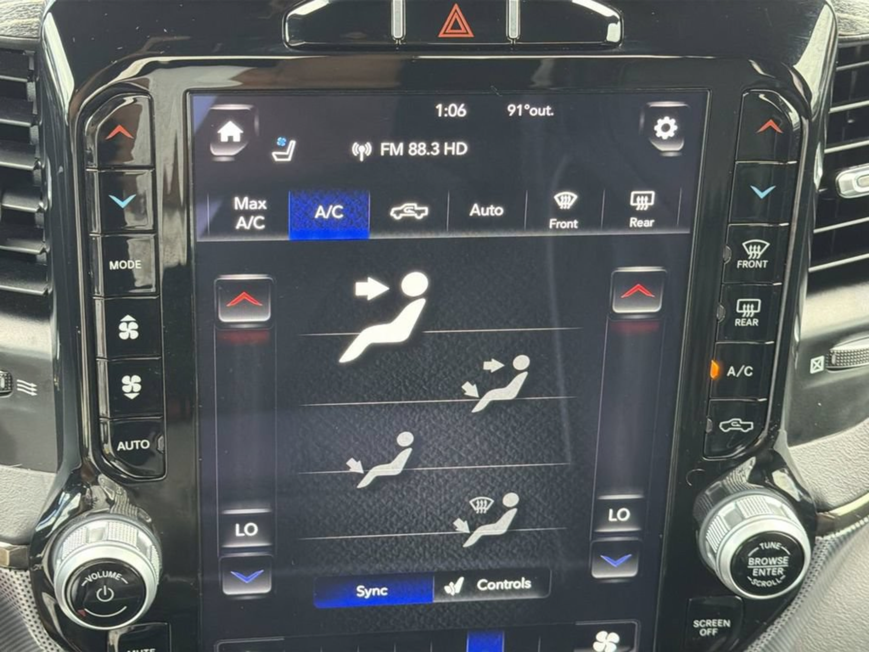 Used 2021 RAM 1500 Limited w/ Bed Utility Group AWD/4WD image 17