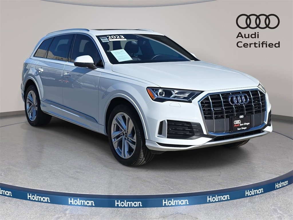 Certified 2023 Audi Q7 2.0T Premium w/ Towing Package image 1