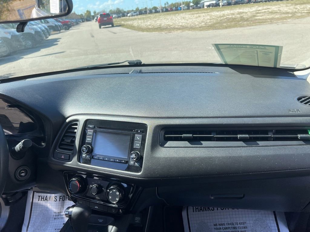 Used 2019 Honda HR-V LX image 36