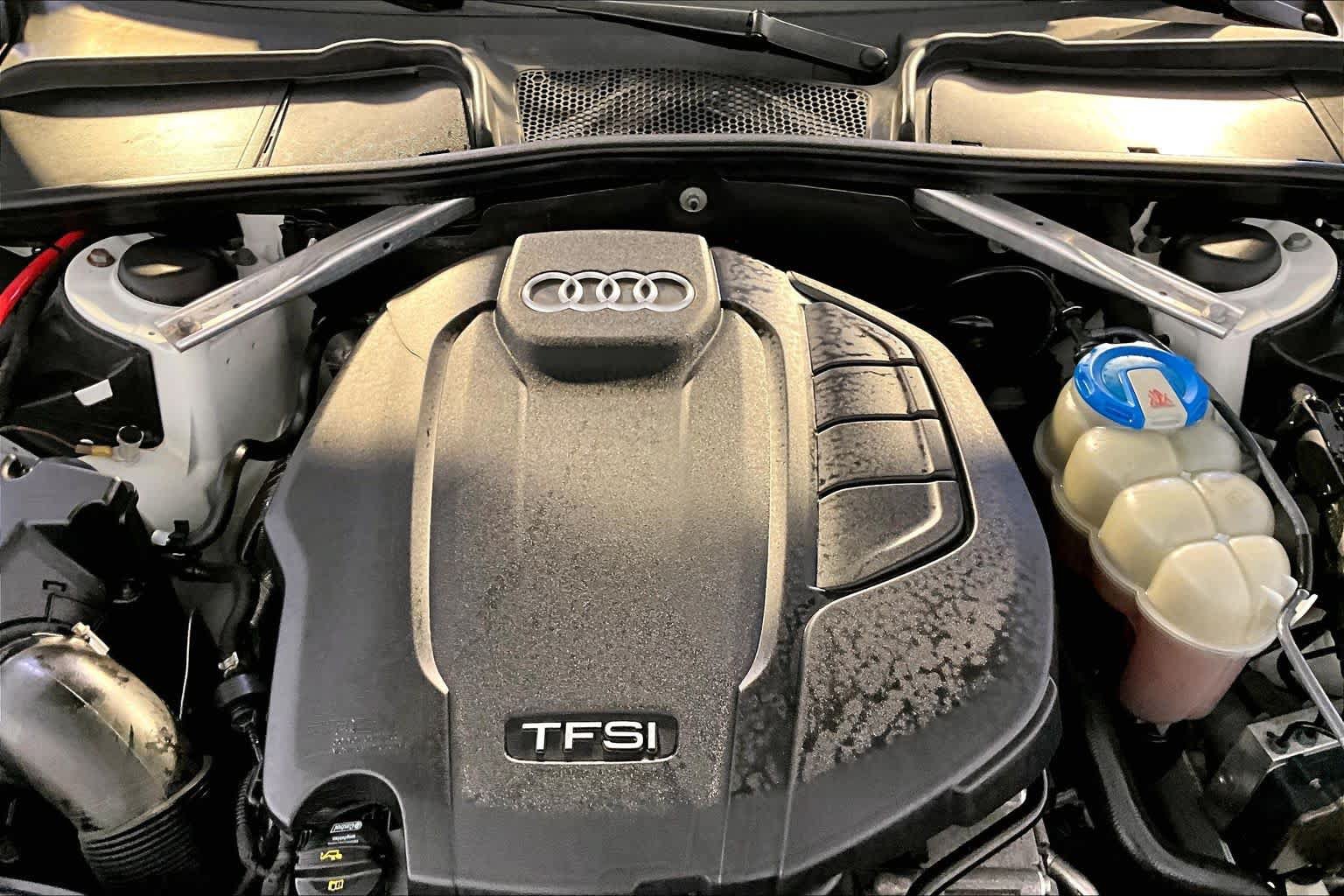 Used 2018 Audi A4 2.0T Premium w/ Convenience Package AWD/4WD image 31