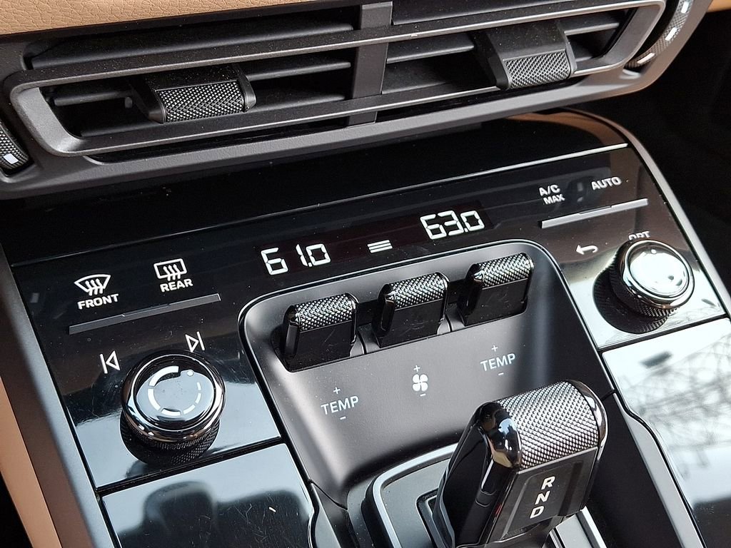 Certified 2023 Porsche 911 Carrera image 14