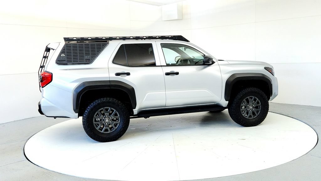 Certified 2025 Toyota 4Runner SR5 AWD/4WD image 6