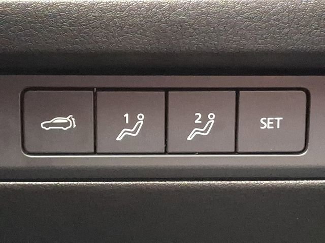 Used 2025 MAZDA CX-50 AWD 2.5 Hybrid w/ Premium Pkg image 24