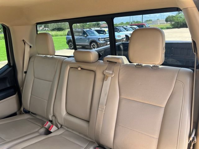 Used 2017 Ford F250 Lariat w/ Lariat Value Package AWD/4WD image 16