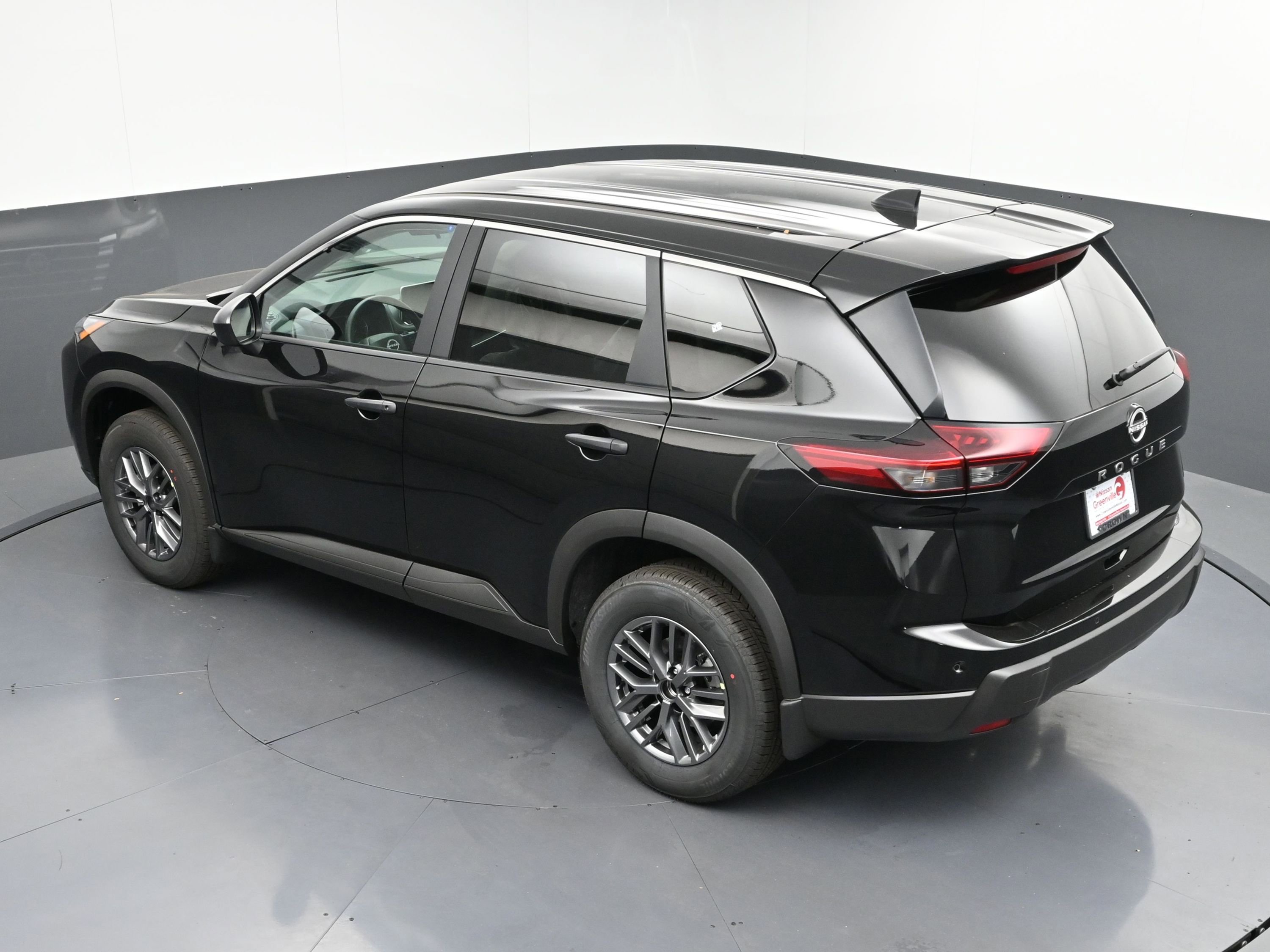 Certified 2025 Nissan Rogue S image 24