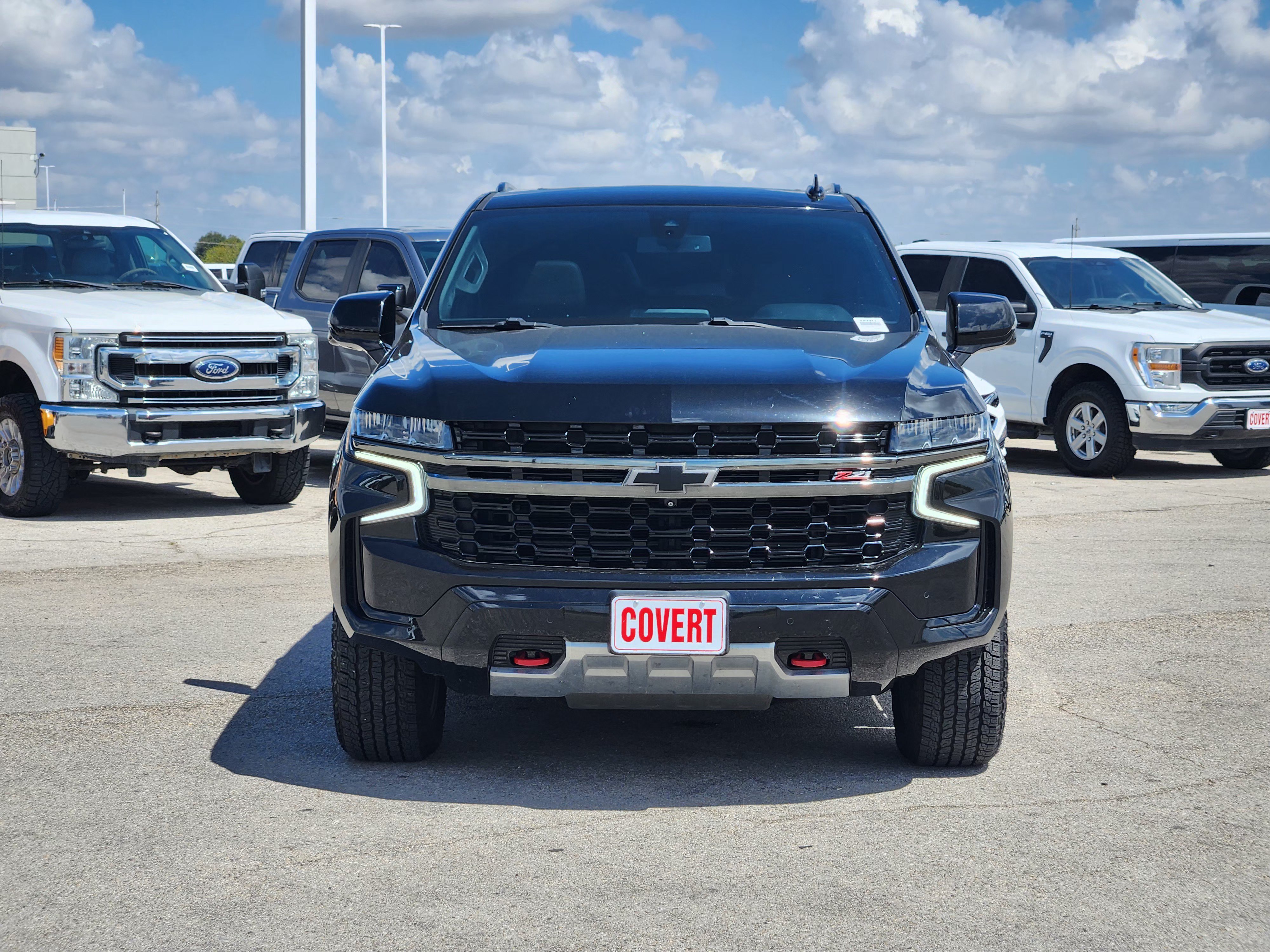 Used 2021 Chevrolet Suburban Z71 w/ Z71 Off-Road Package AWD/4WD image 2