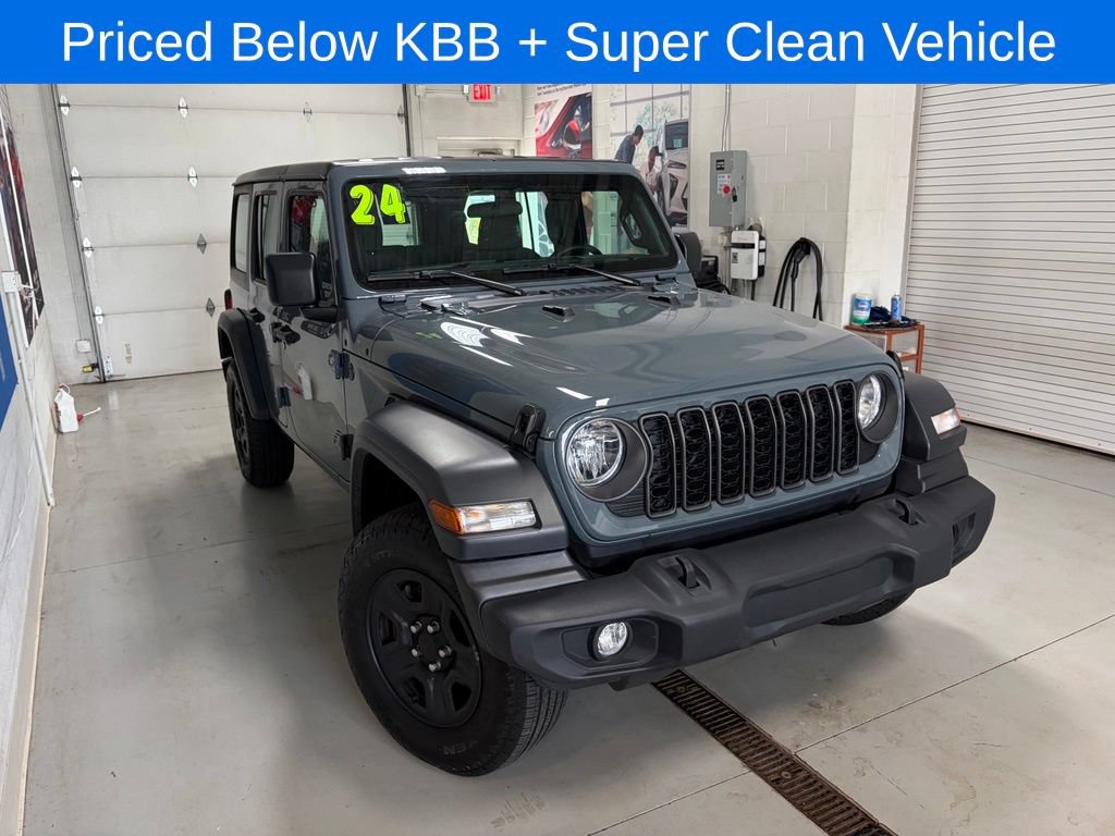 Used 2024 Jeep Wrangler Unlimited Sport AWD/4WD image 2