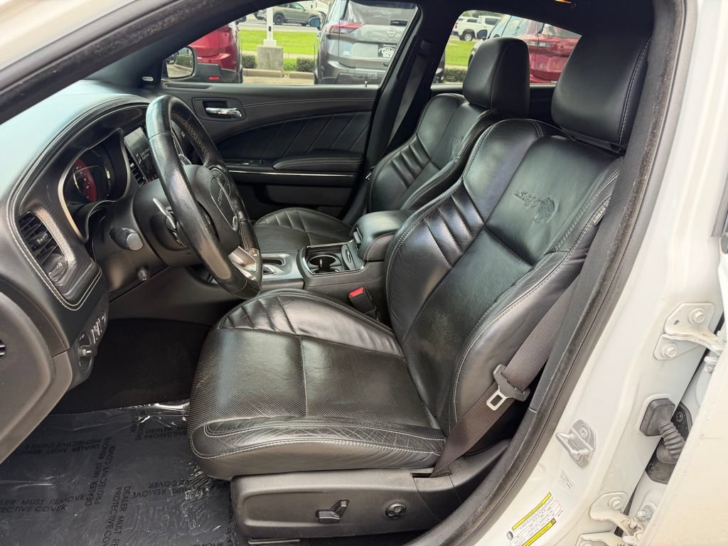 Used 2019 Dodge Charger SRT Hellcat w/ Navigation & Travel Group RWD image 11