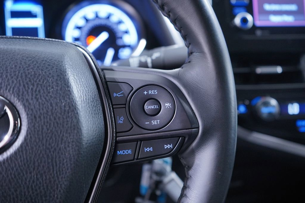 Used 2024 Toyota Camry SE image 19