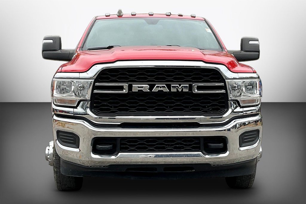 Used 2023 RAM 3500 Tradesman w/ Chrome Appearance Group AWD/4WD image 2