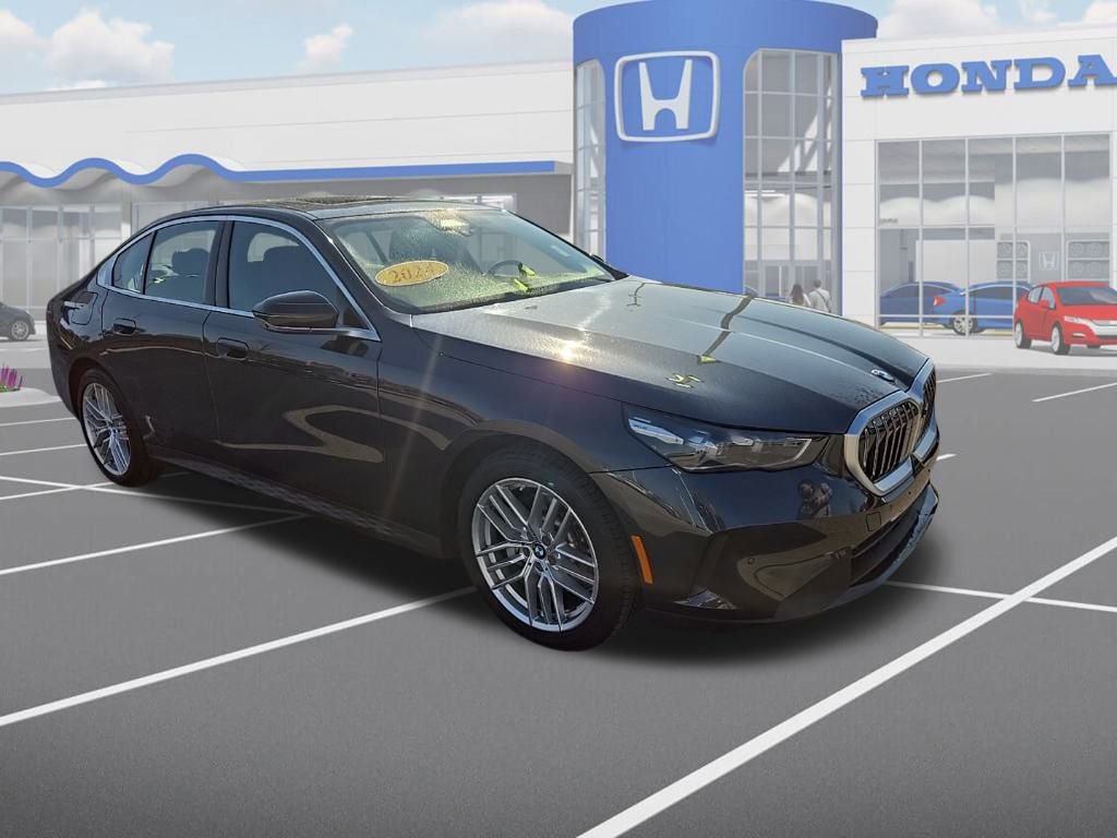 Used 2024 BMW 530i xDrive w/ Premium Package image 2