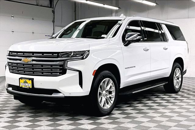 Used 2023 Chevrolet Suburban Premier AWD/4WD image 13