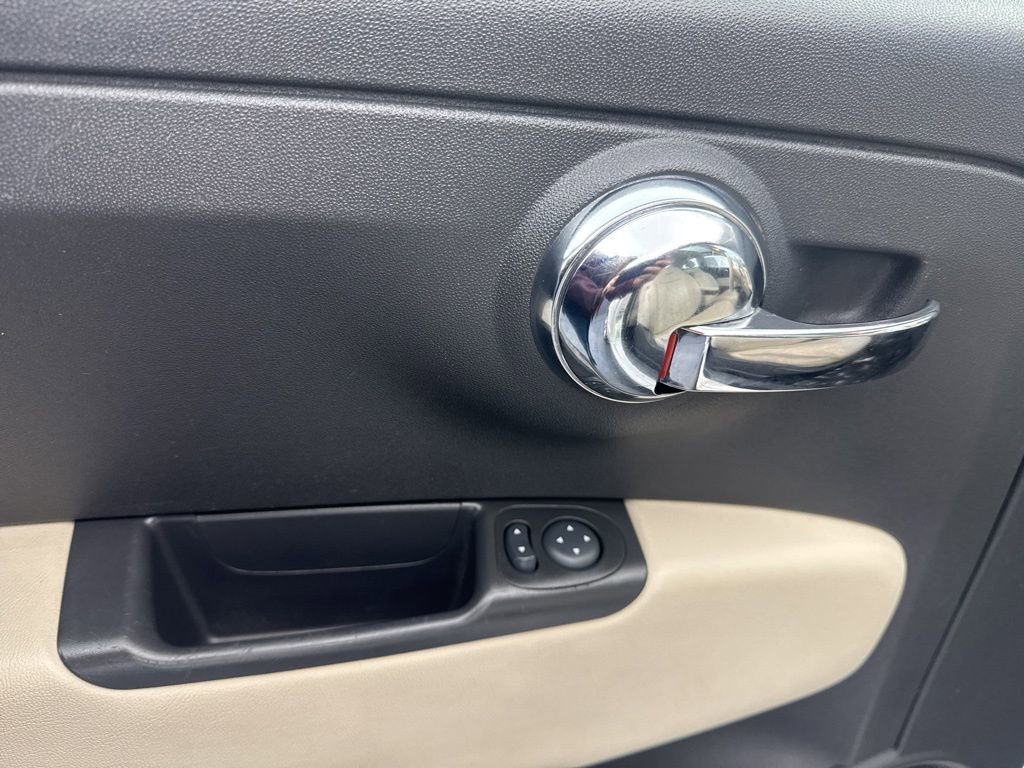 Used 2016 FIAT 500 Lounge image 26