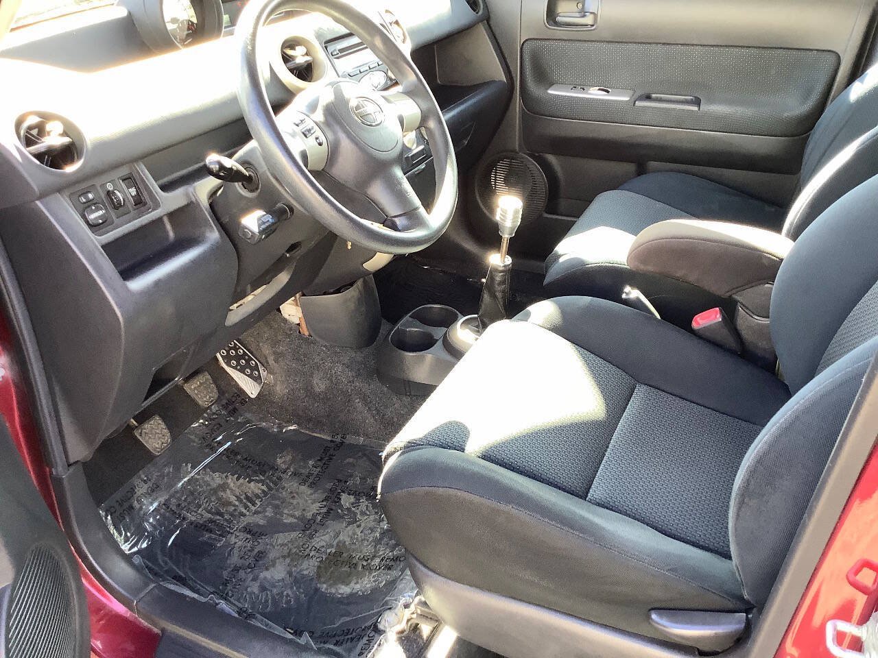 Used 2006 Scion xB FWD image 23